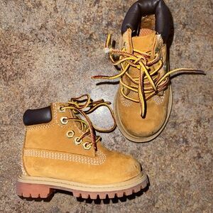 Tan Timberland Boots Child Size 4c